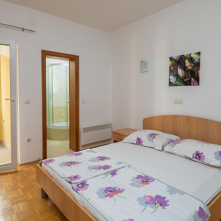 Xxl Family Penthouse Apartamento Makarska Quarto foto